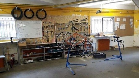 Création d'un atelier de réemploi et de re-fabrication de vélos par les Cycles-RE